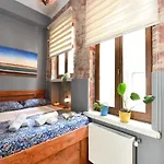Apartment Historical Wooden Style Ac In Beyoglu Galata Istanbul